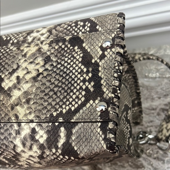 Snakeskin Pattern Women Bag - Picture 7 of 15